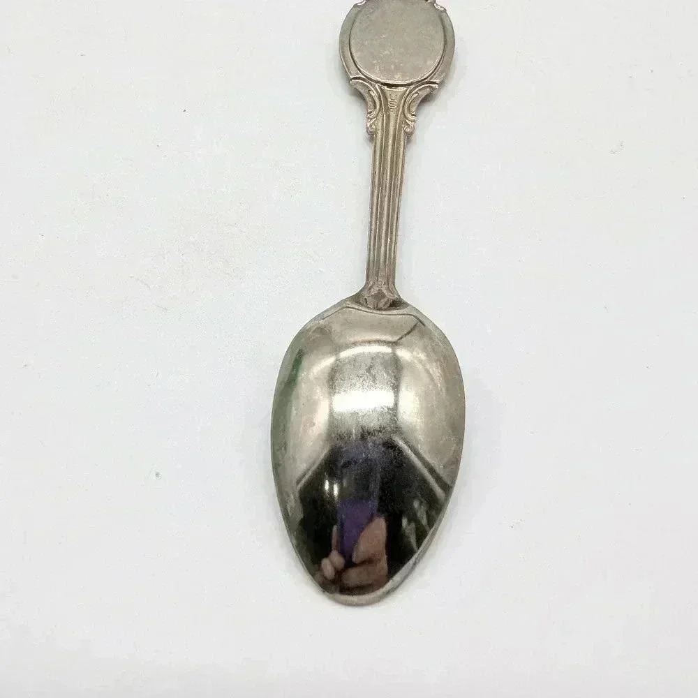 Trees of Mystery Klamath CA Souvenir Engraved Spoon Kitschy Cool - Picture 3 of 4